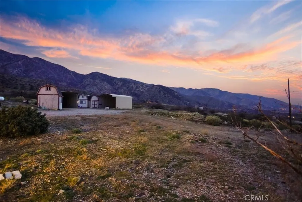 27811 Jubilee Run Rd, Juniper Hills, California 93553 home-pic-22