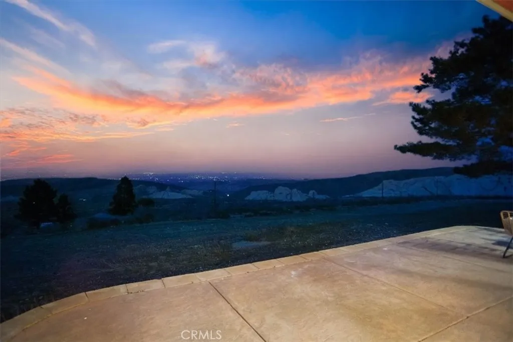 27811 Jubilee Run Rd, Juniper Hills, California 93553 home-pic-24