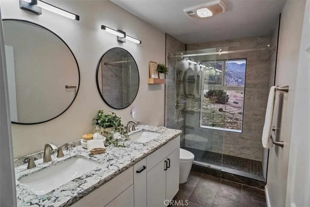 27811 Jubilee Run Rd, Juniper Hills, California 93553 home-pic-12