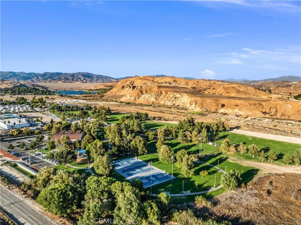 27643 Quincy, Castaic, California 91384 home-pic-27