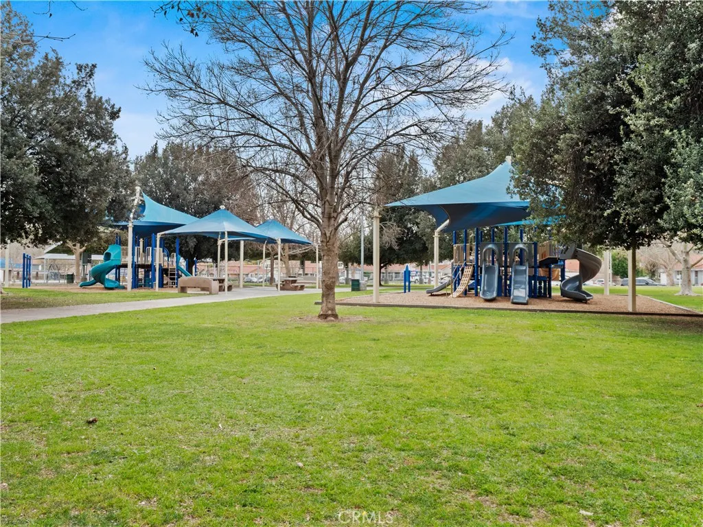 27643 Quincy, Castaic, California 91384 home-pic-25