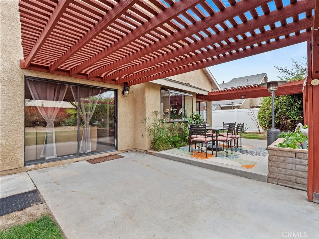 27643 Quincy, Castaic, California 91384 home-pic-24