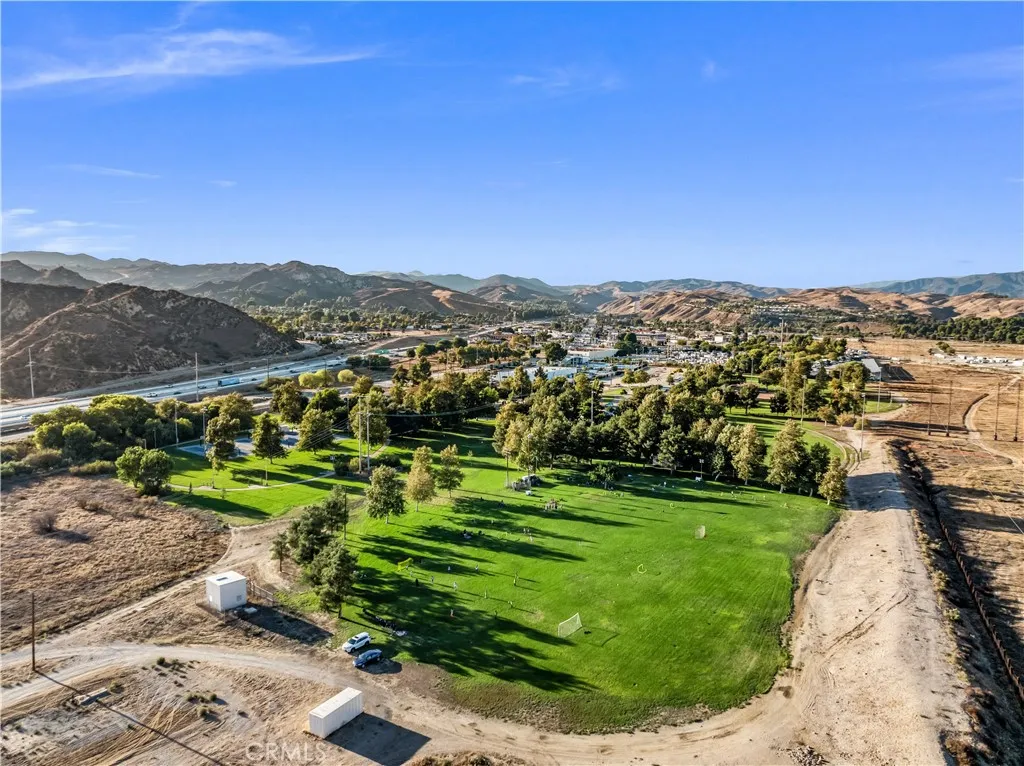 27643 Quincy, Castaic, California 91384 home-pic-28