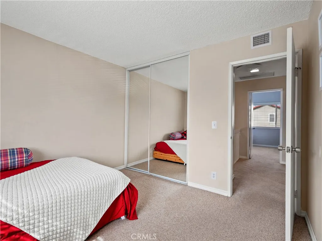 27643 Quincy, Castaic, California 91384 home-pic-16