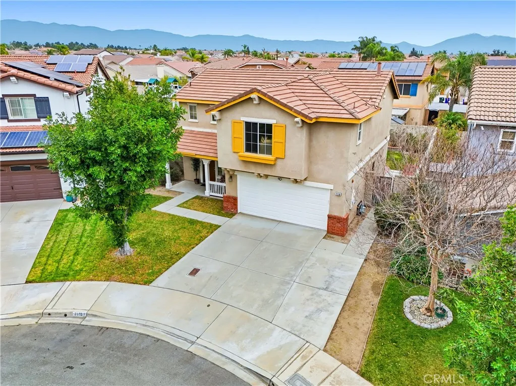 7119 Birch Tree Place, Fontana, California 92336 home-pic-4