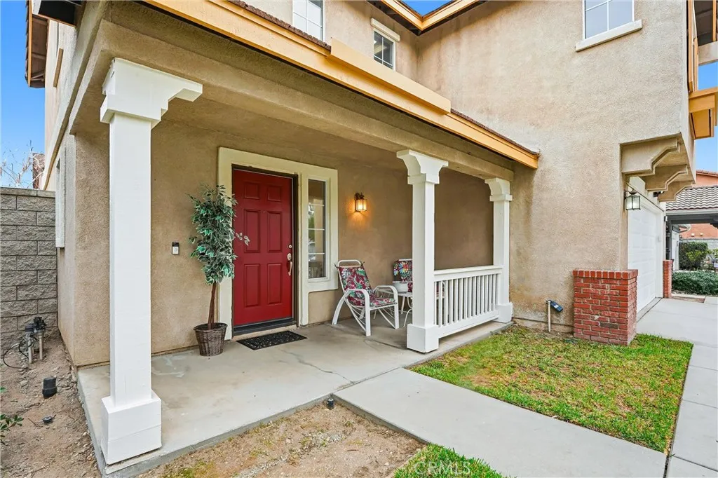 7119 Birch Tree Place, Fontana, California 92336 home-pic-2