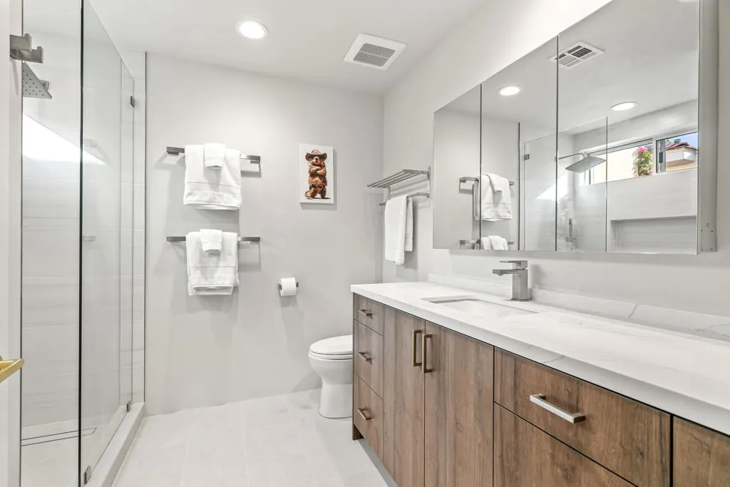 75385 Riviera Drive, Indian Wells, California 92210 home-pic-17