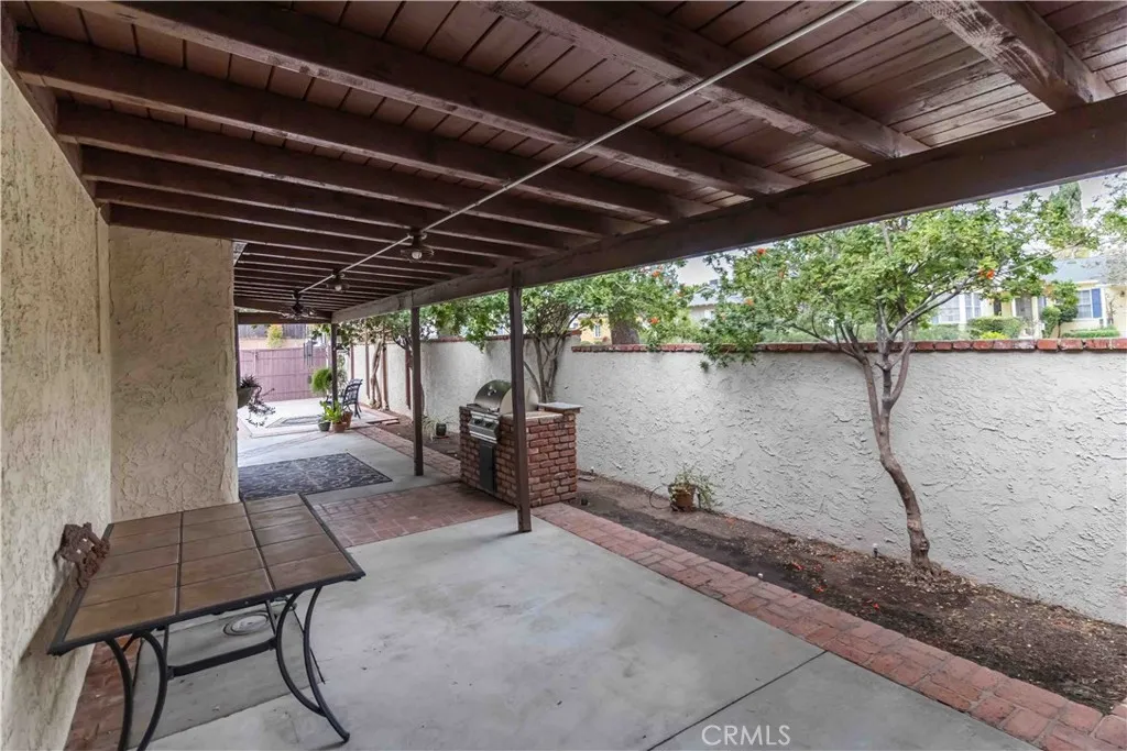 10637 Yarmouth, Granada Hills, California 91344 home-pic-40