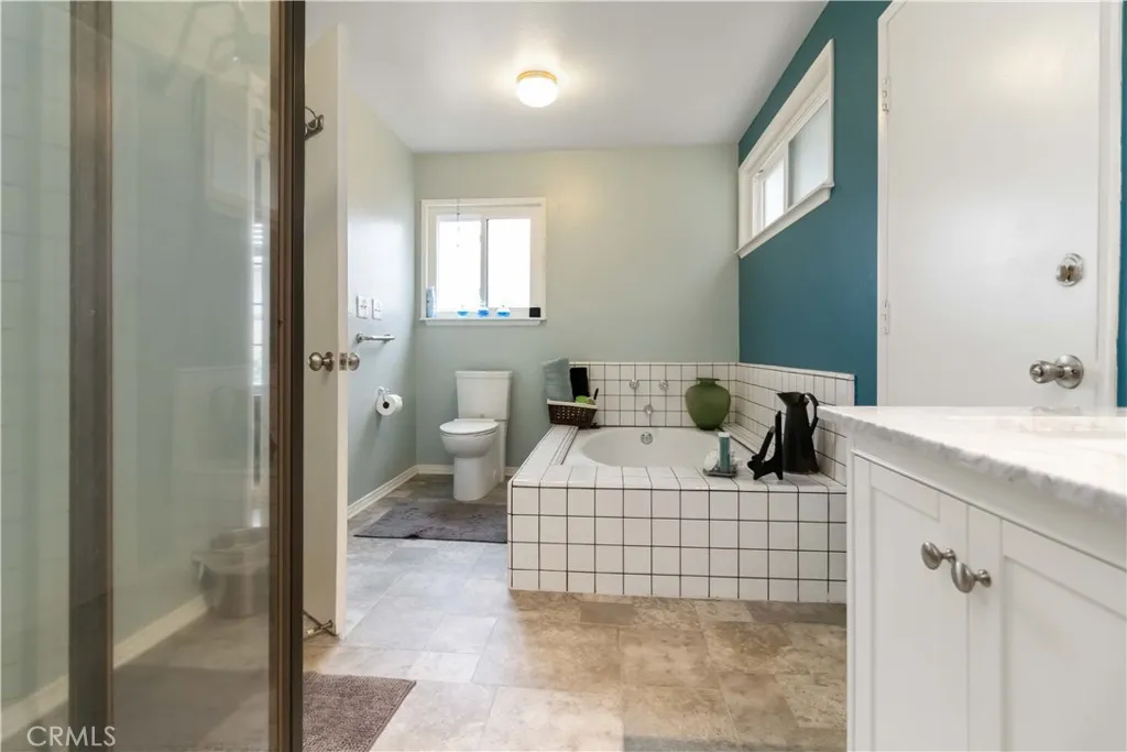 10637 Yarmouth, Granada Hills, California 91344 home-pic-34