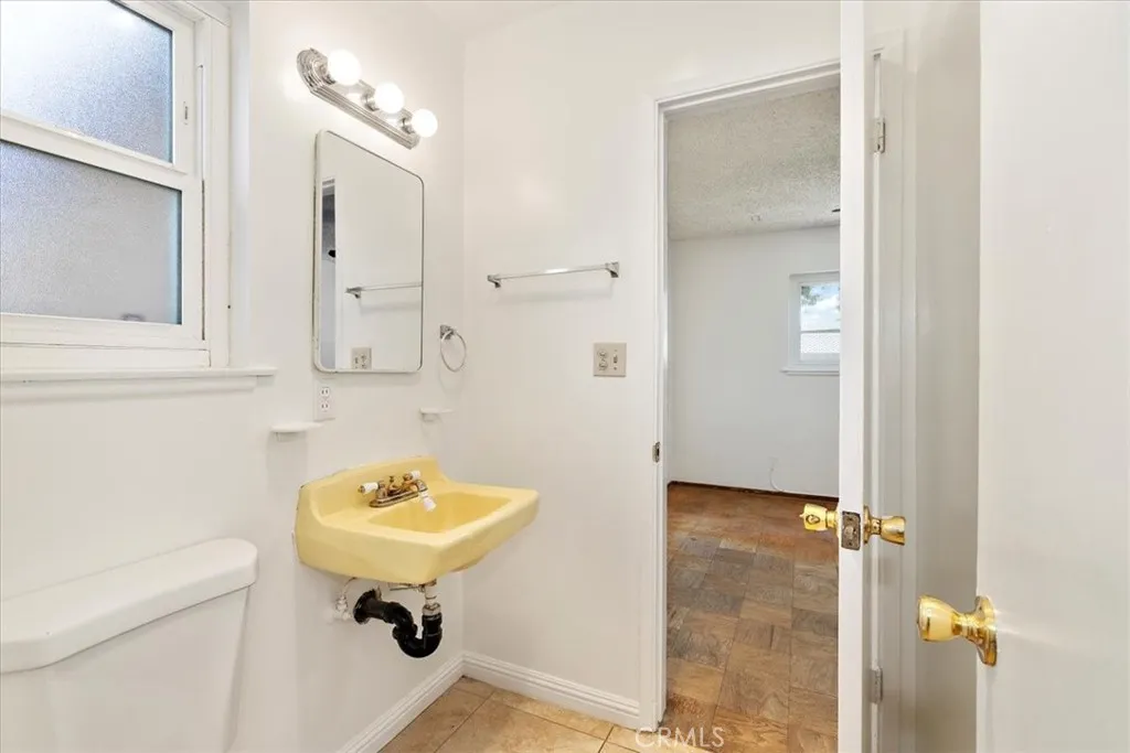 566 S Hepner, Covina, California 91723 home-pic-30