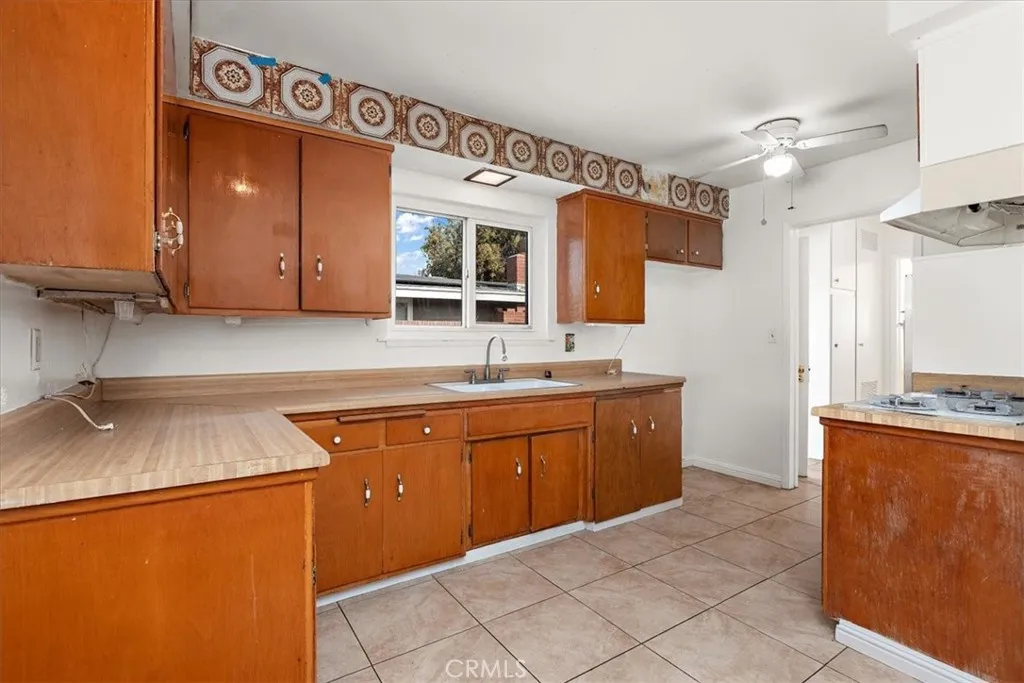 566 S Hepner, Covina, California 91723 home-pic-14