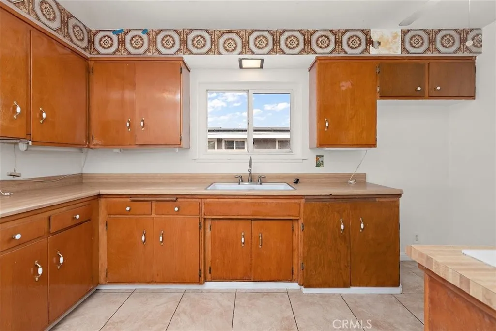 566 S Hepner, Covina, California 91723 home-pic-15