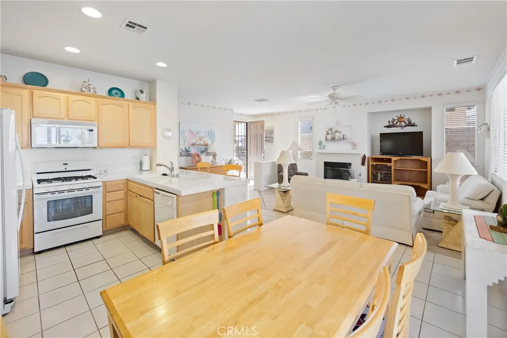65565 Acoma 77, Desert Hot Springs, California 92240 home-pic-14