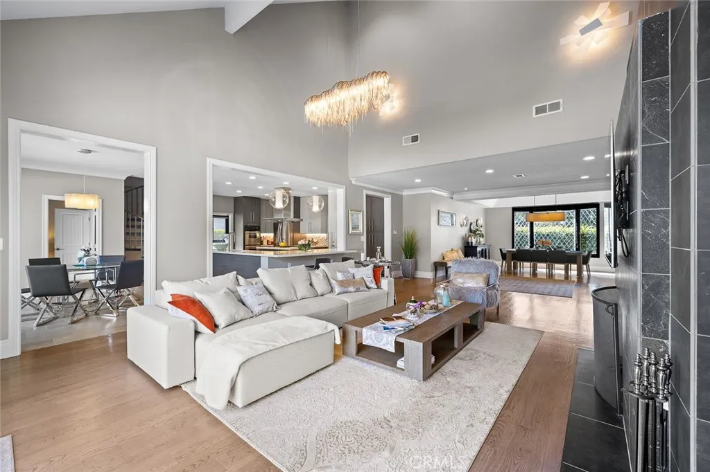 1328 Oaklawn Road, Arcadia, California 91006 home-pic-13