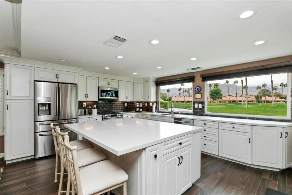 18 Conejo Circle, Palm Desert, California 92260 home-pic-20