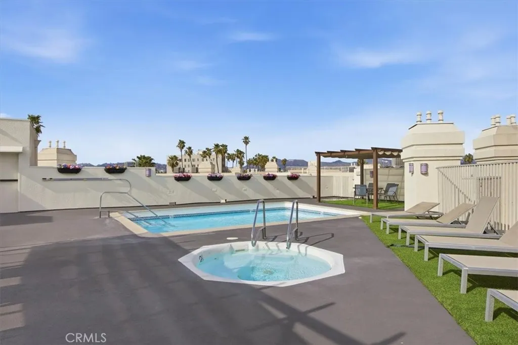 620 S Gramercy Place 130, Los Angeles, California 90005 home-pic-7