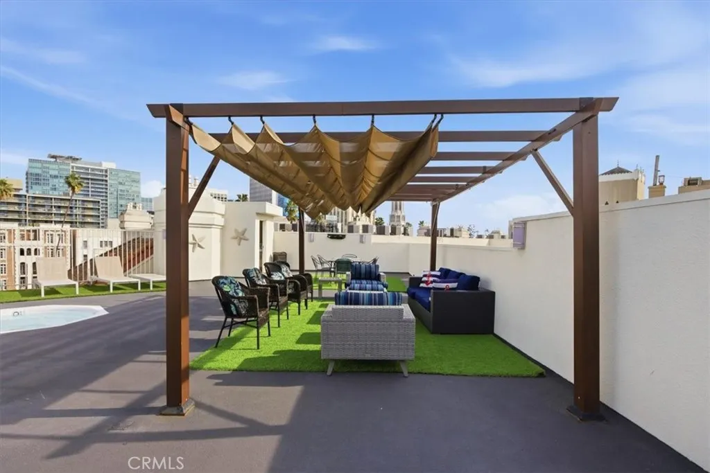 620 S Gramercy Place 130, Los Angeles, California 90005 home-pic-6
