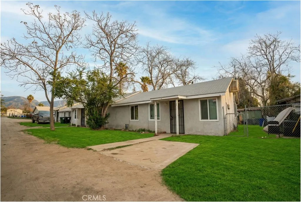 2523 Ogden Street 1-4, San Bernardino, California 92407 home-pic-6