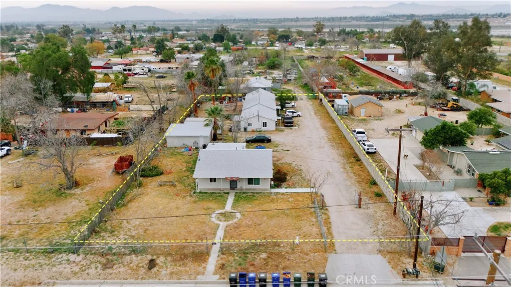 2523 Ogden Street 1-4, San Bernardino, California 92407 home-pic-2