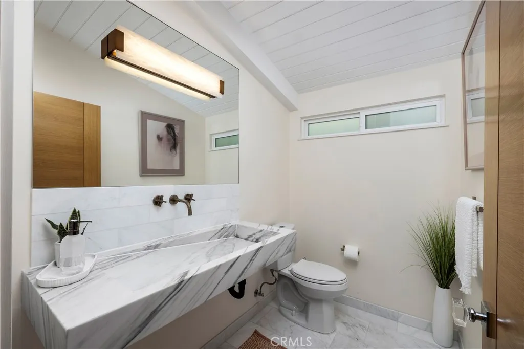 10 66th Place, Long Beach, California 90803 home-pic-13