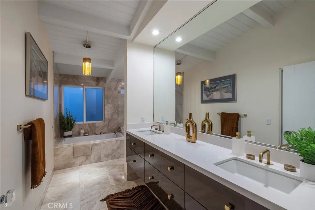 10 66th Place, Long Beach, California 90803 home-pic-11