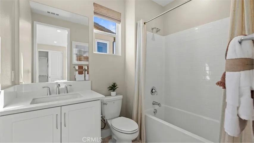 Photos shown are of model only- not actual homesite.