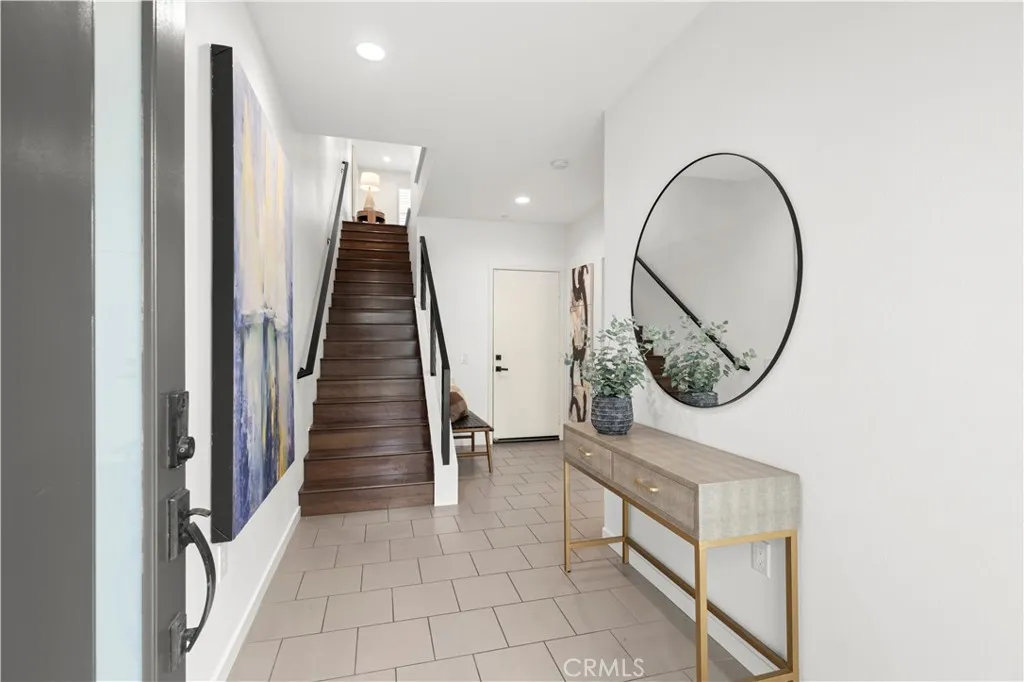 1683 Superior, Costa Mesa, California 92627 home-pic-3