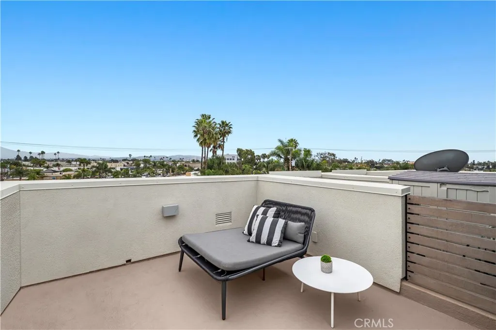 1683 Superior, Costa Mesa, California 92627 home-pic-23