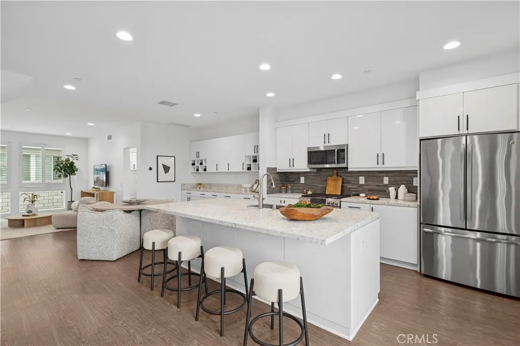 1683 Superior, Costa Mesa, California 92627 home-pic-9
