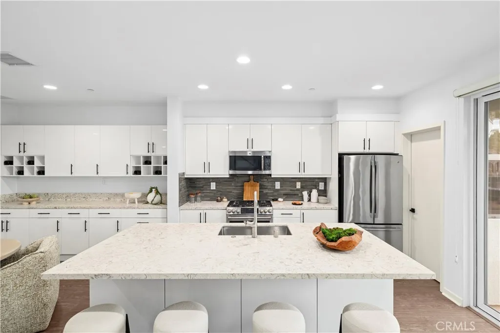 1683 Superior, Costa Mesa, California 92627 home-pic-11