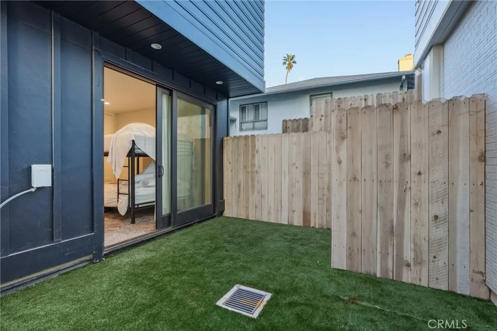 626 Longfellow, Hermosa Beach, California 90254 home-pic-10