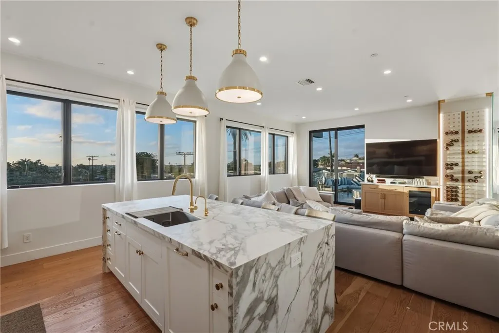 626 Longfellow, Hermosa Beach, California 90254 home-pic-19