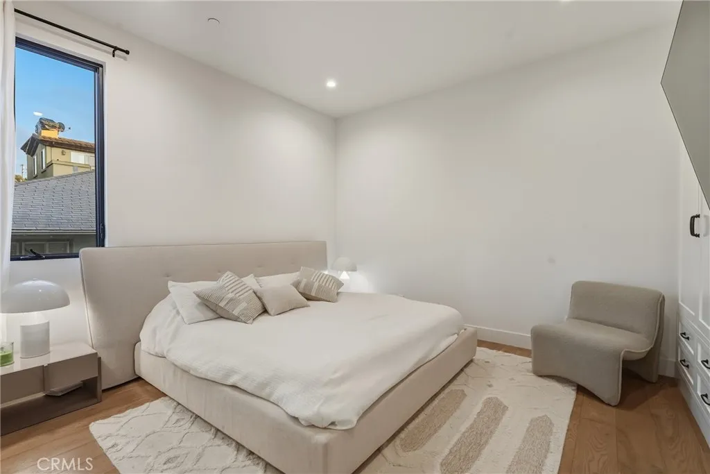 626 Longfellow, Hermosa Beach, California 90254 home-pic-28