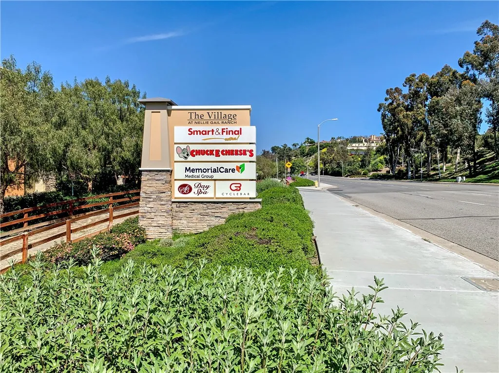 12 Sparrow Hill Lane, Laguna Hills, California 92653 home-pic-37