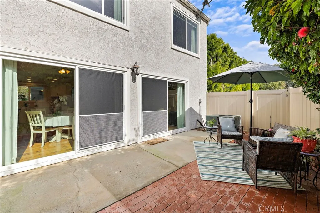 12 Sparrow Hill Lane, Laguna Hills, California 92653 home-pic-16