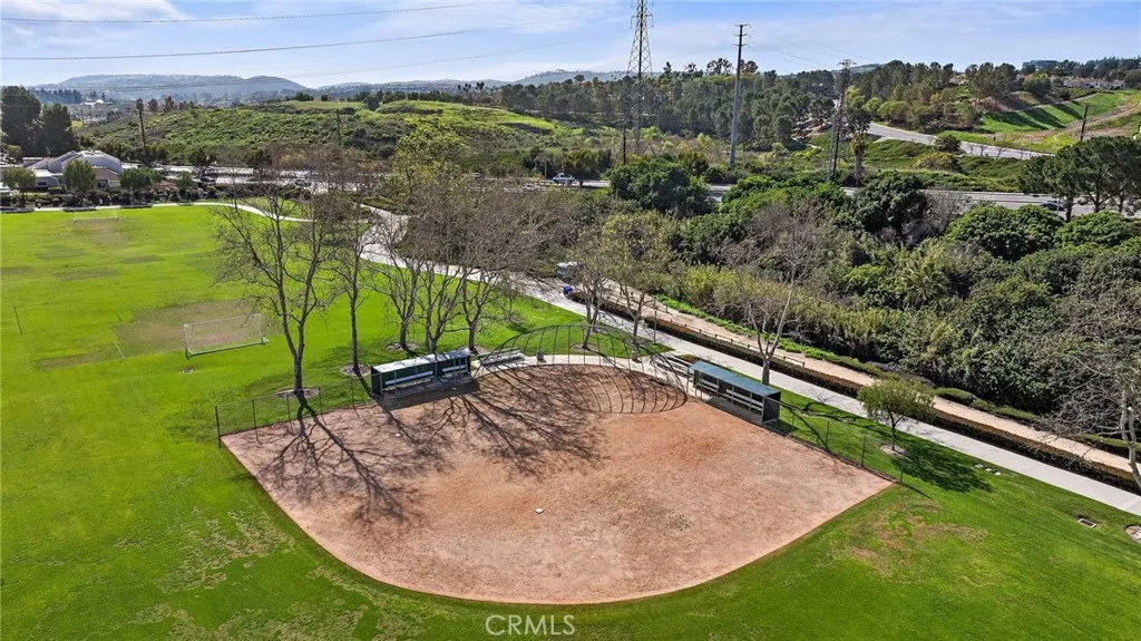 12 Sparrow Hill Lane, Laguna Hills, California 92653 home-pic-31