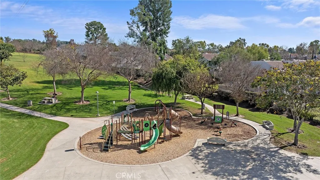 12 Sparrow Hill Lane, Laguna Hills, California 92653 home-pic-30