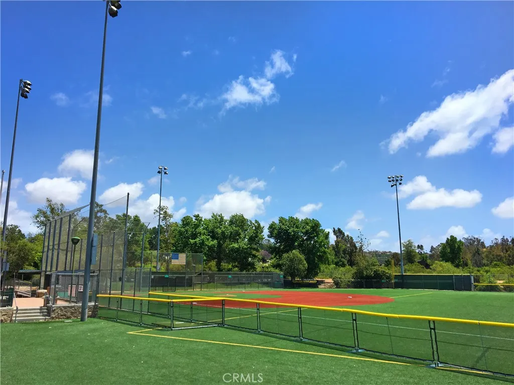12 Sparrow Hill Lane, Laguna Hills, California 92653 home-pic-46