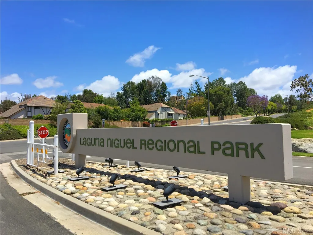 12 Sparrow Hill Lane, Laguna Hills, California 92653 home-pic-45