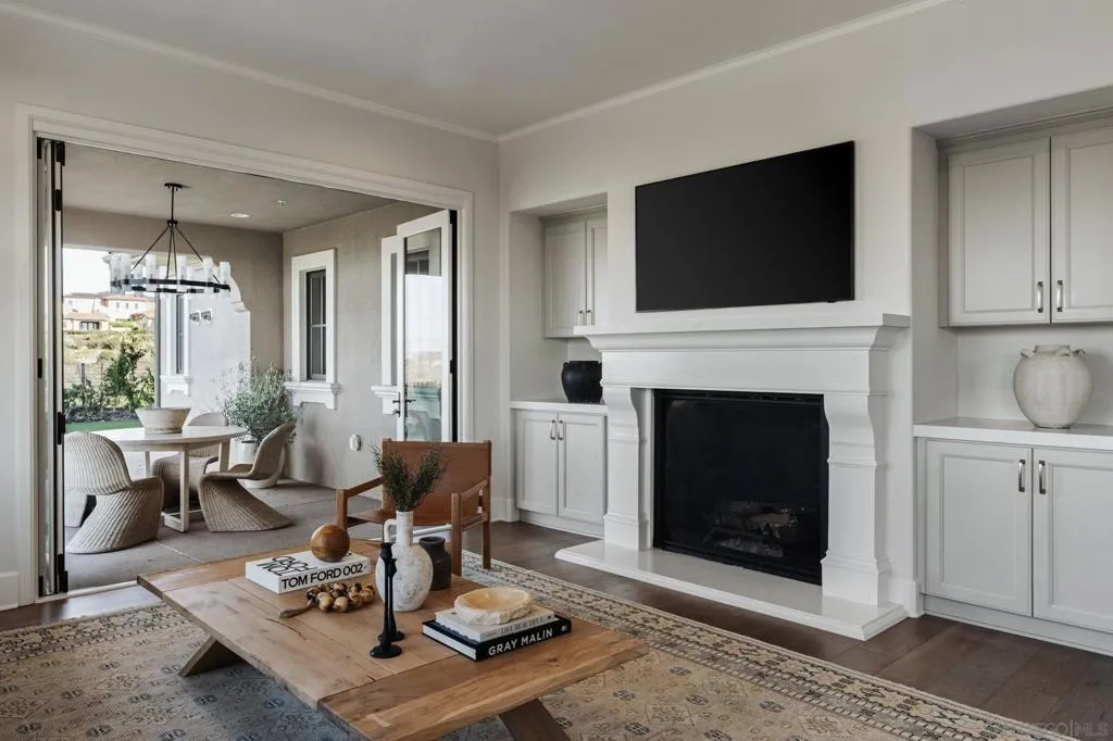 18238 Avenida Apice, San Diego, California 92067 home-pic-12