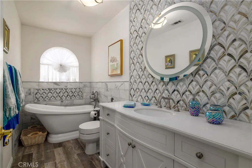 Upstairs bathroom, updated