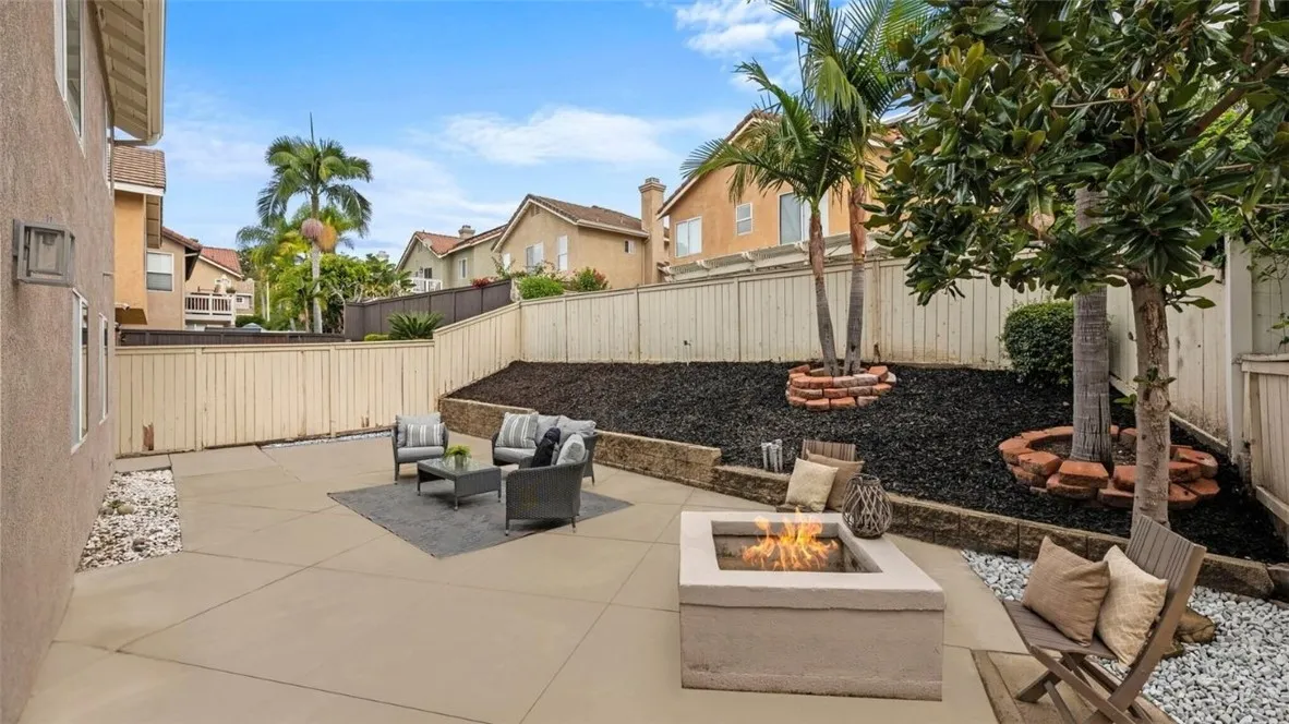 18 Cagney, Lake Forest, California 92610 home-pic-25