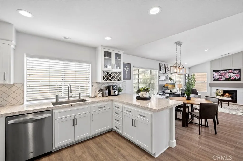 18 Cagney, Lake Forest, California 92610 home-pic-11