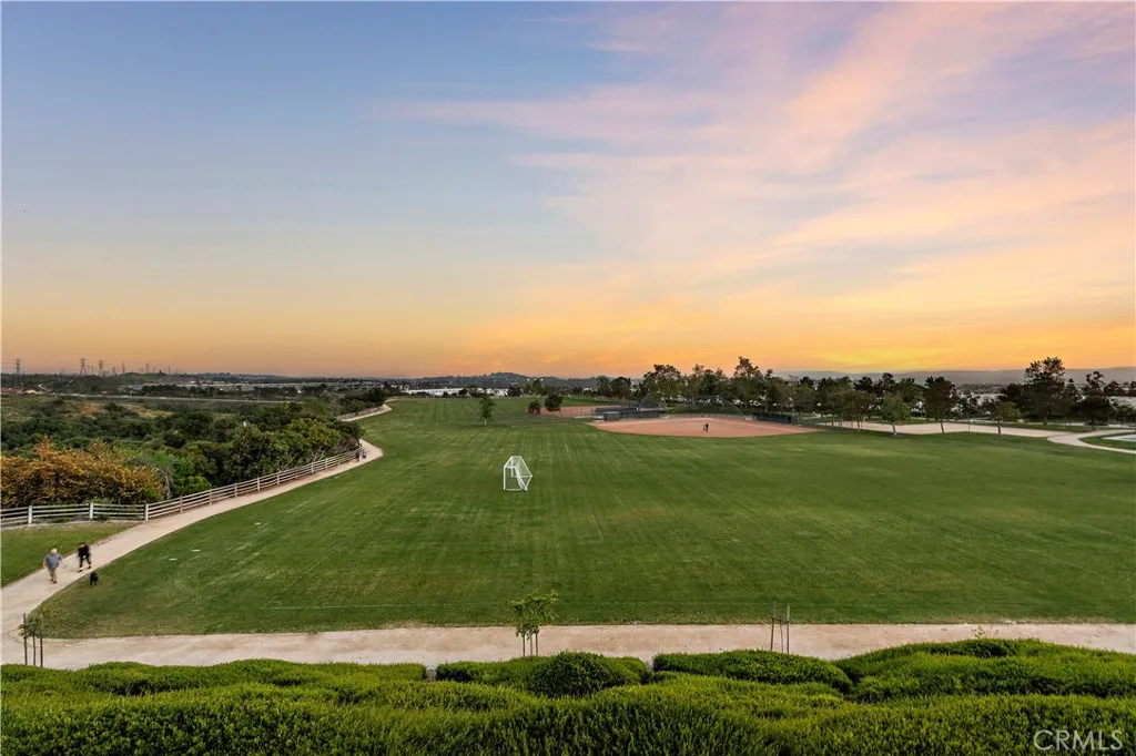 18 Cagney, Lake Forest, California 92610 home-pic-33