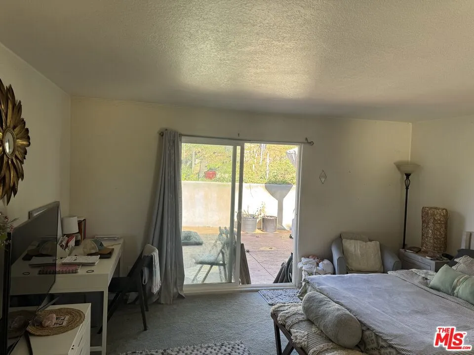 1570 S Santa Fe Avenue, Vista, California 92084 home-pic-6