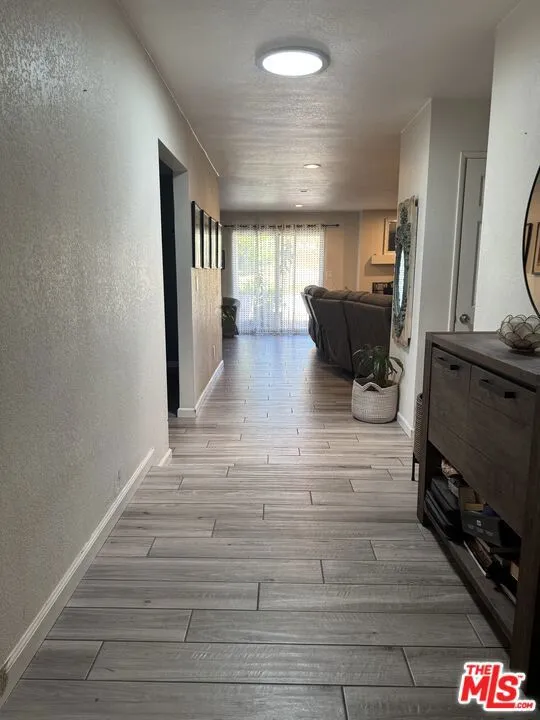 1570 S Santa Fe Avenue, Vista, California 92084 home-pic-2