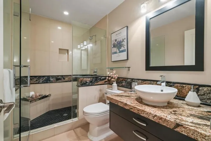 184 Sand Hill Circle, Menlo Park, California 94025