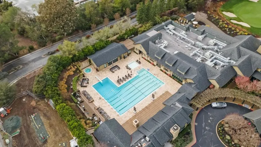 184 Sand Hill Circle, Menlo Park, California 94025