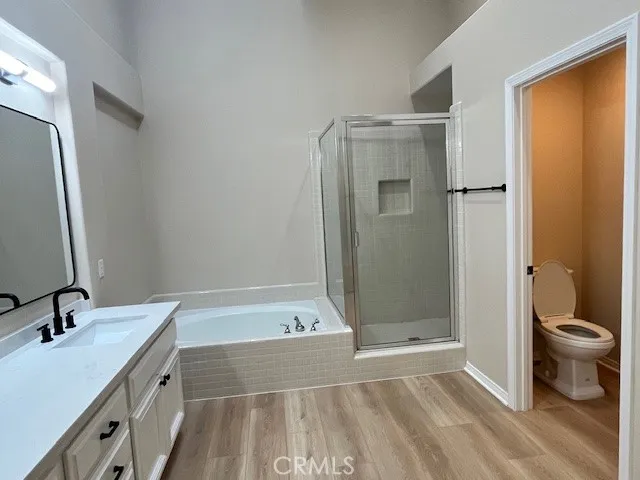 Primary En-suite Bathroom