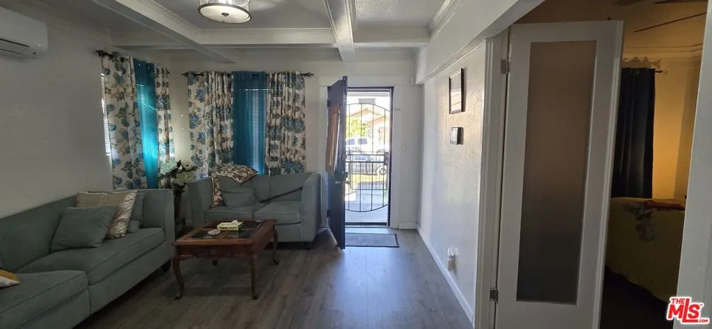 1612 W 55th Street, Los Angeles, California 90062 home-pic-6